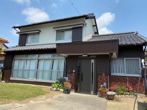 一宮市にて経年劣化をきっかけにイメージを変えた外壁塗装工事を行いました！　